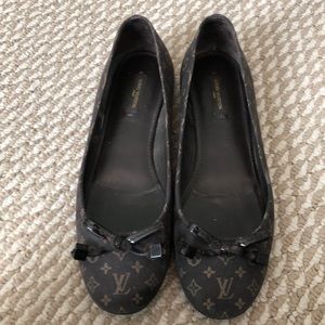 Louis Vuitton Ballet Flats